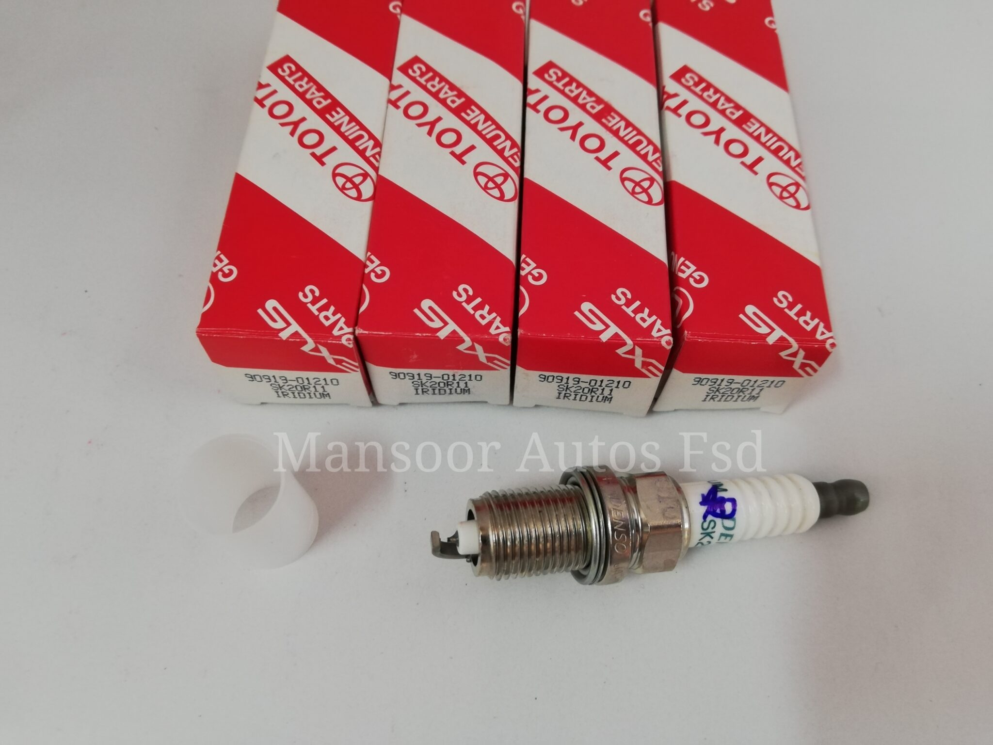 Genuine Spark Plugs For Toyota Land Cruiser v8 2005-2020