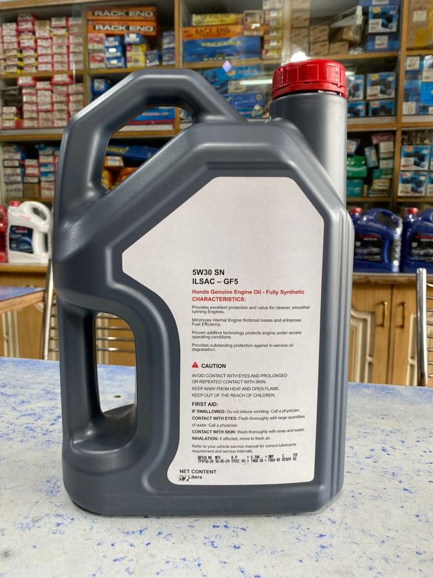 Engine Oil 5W-30 SN- Honda Genuine 3.7L - Image 3