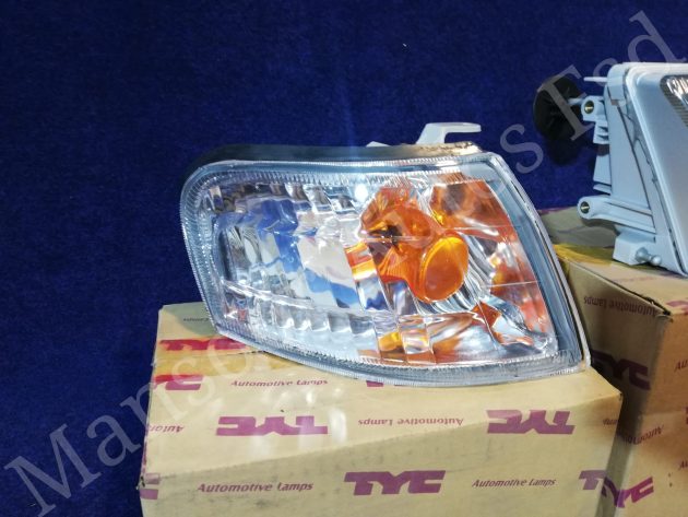 Parking Light Nissan Sunny 1996-2003 - RH TYC - Image 2